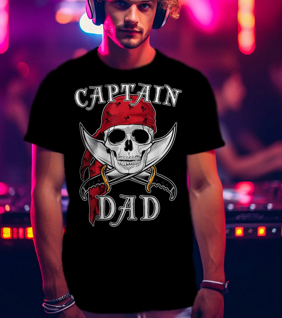 Captain Dad Funny Halloween Pirate Skull Bandana Swords T-Shirt