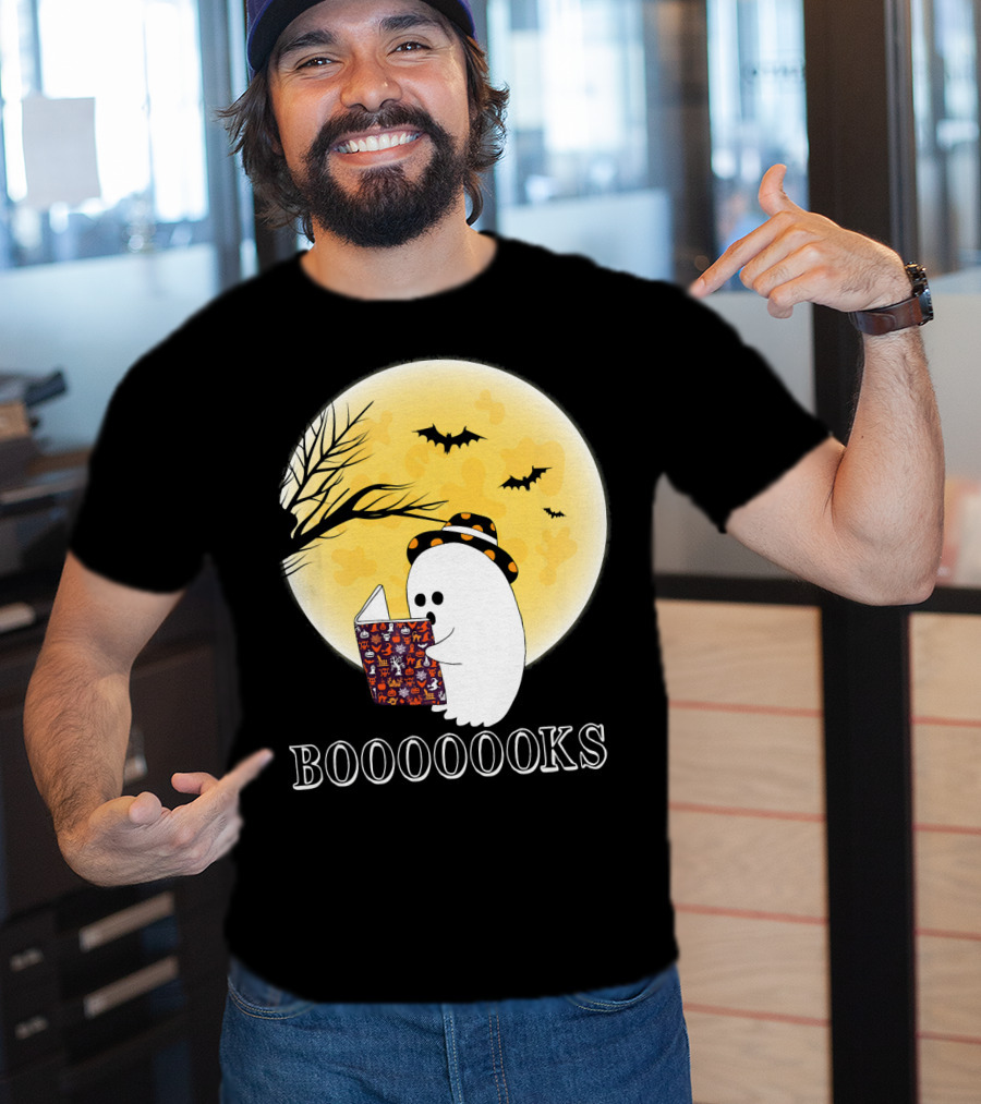 Booooooks Boo Ghost Reading Under The Full Moon Halloween T-Shirt