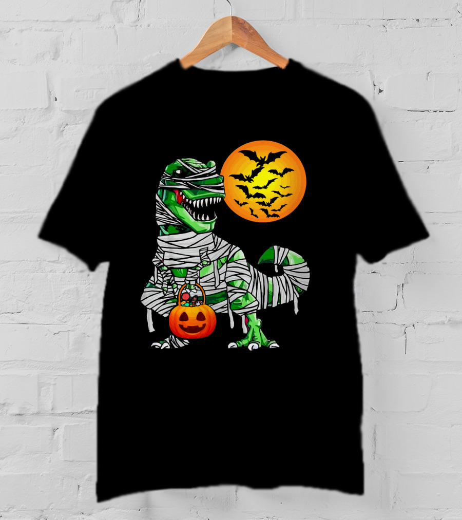 Tyrannosaurus Rex Dinosaur Mummy With Pumpkin And Bats Halloween Boy T-Shirt