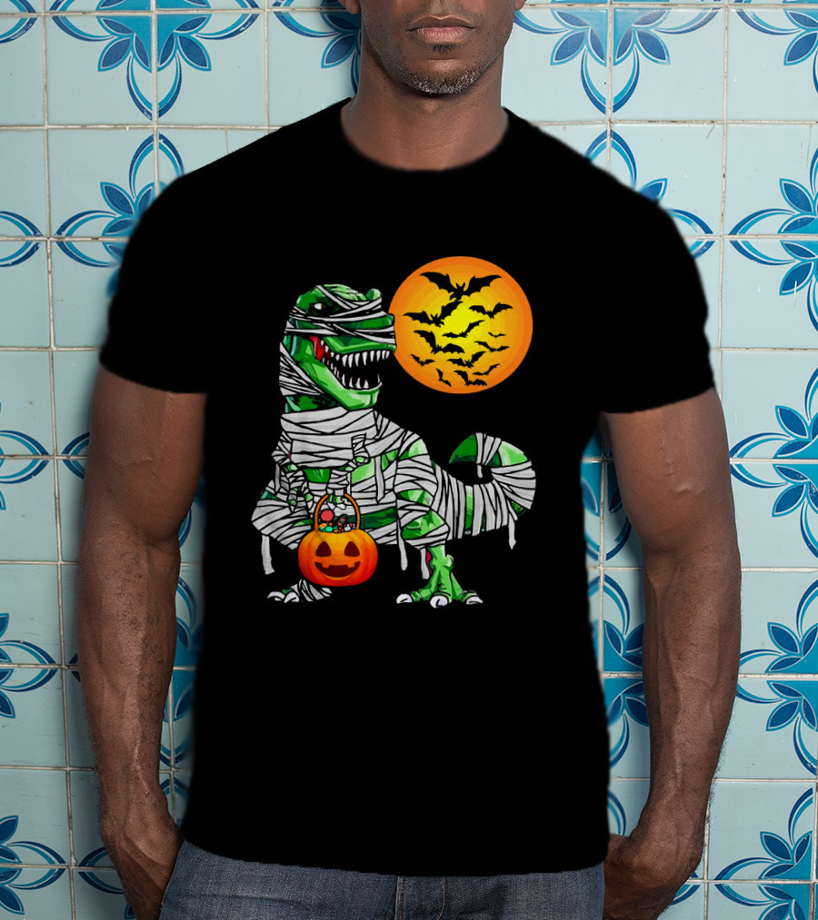 Tyrannosaurus Rex Dinosaur Mummy With Pumpkin And Bats Halloween Boy T-Shirt