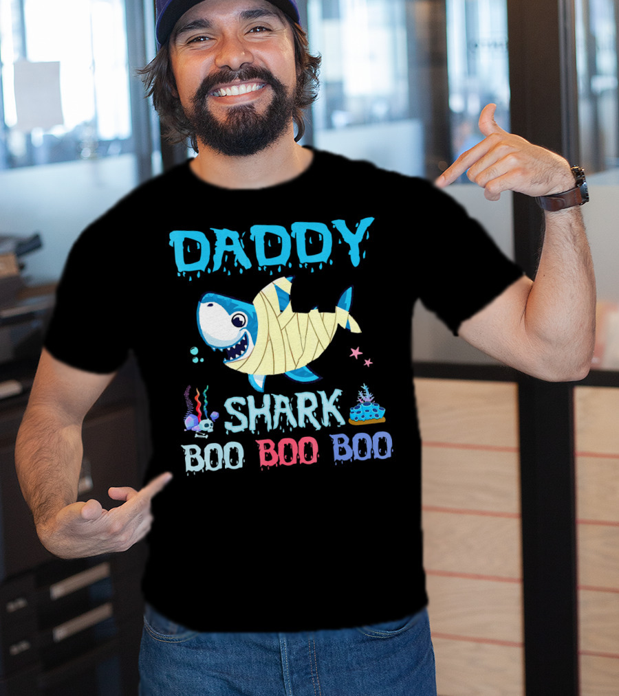 Daddy Shark Boo Boo Boo Halloween Costume Mummy Shark Underwater Party T-Shirt