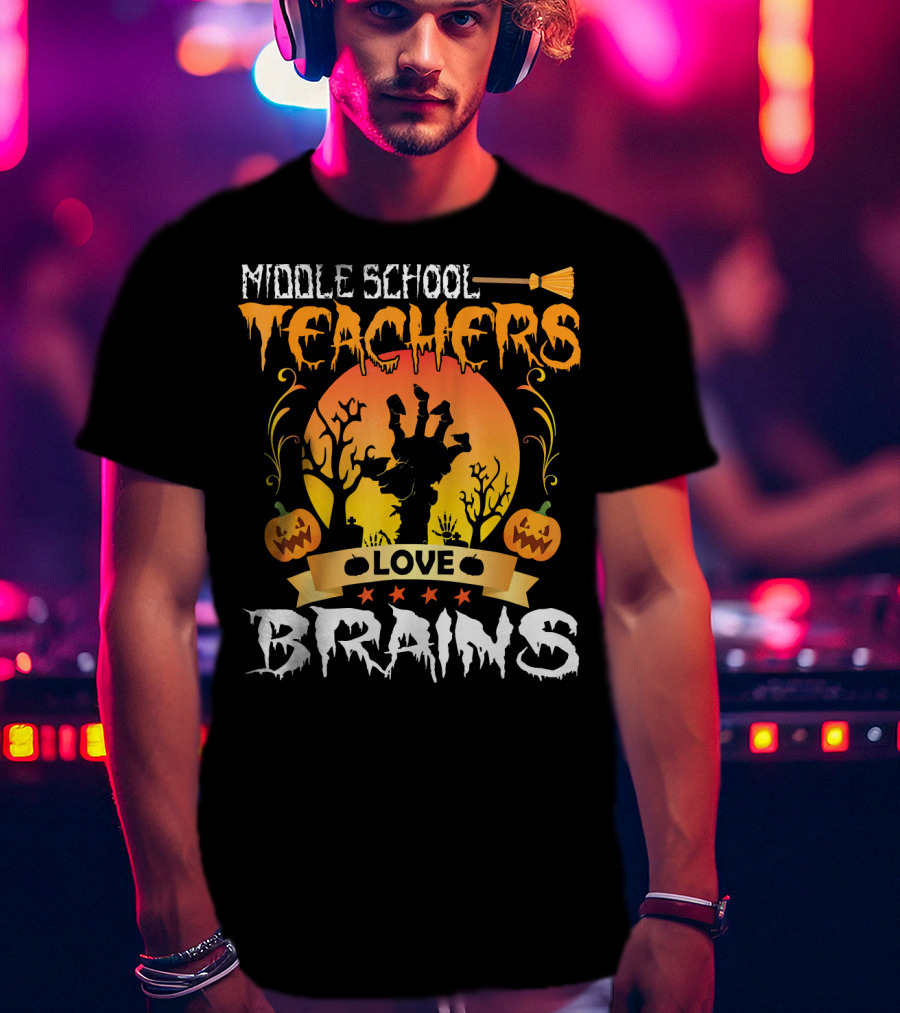 Middle School Teachers Love Brains Moon Tomb Pumpkin T-Shirt