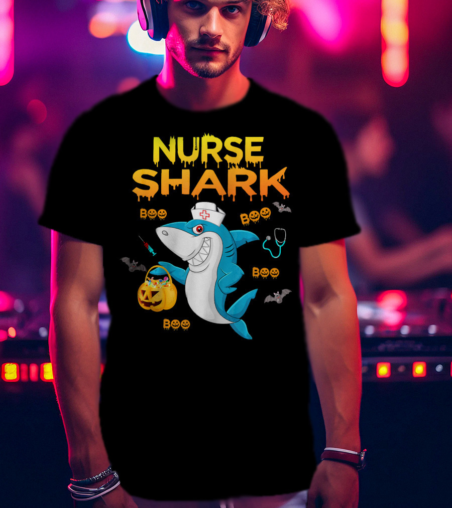 Nurse Shark Halloween Boo Pumpkin Bats Stethoscope T-Shirt