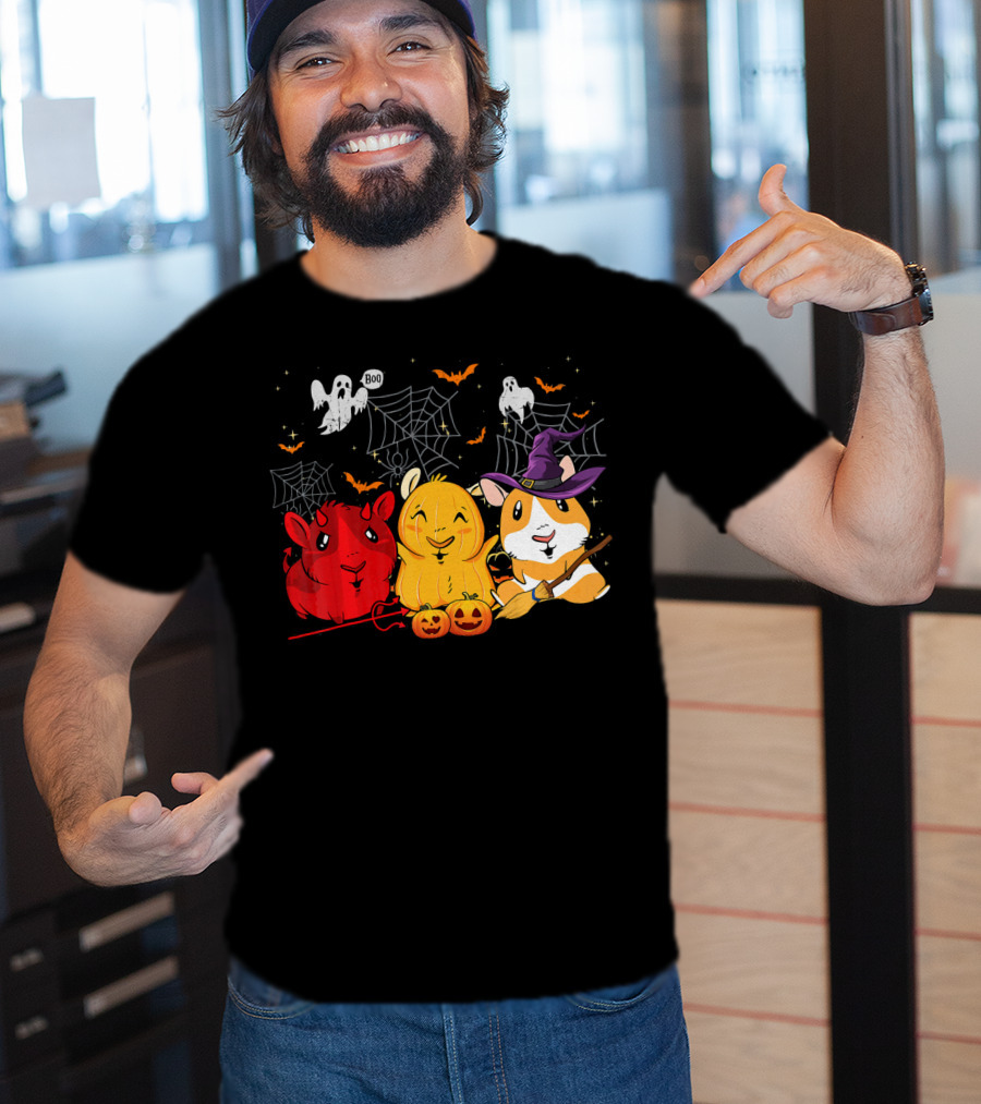 Halloween Funny Guinea Pigs In Costumes With Ghosts And Spiderwebs T-Shirt