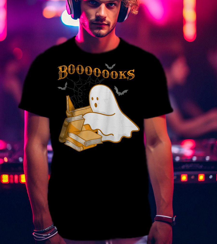 Booooooks Ghost Reading Bat Halloween Teacher T-Shirt