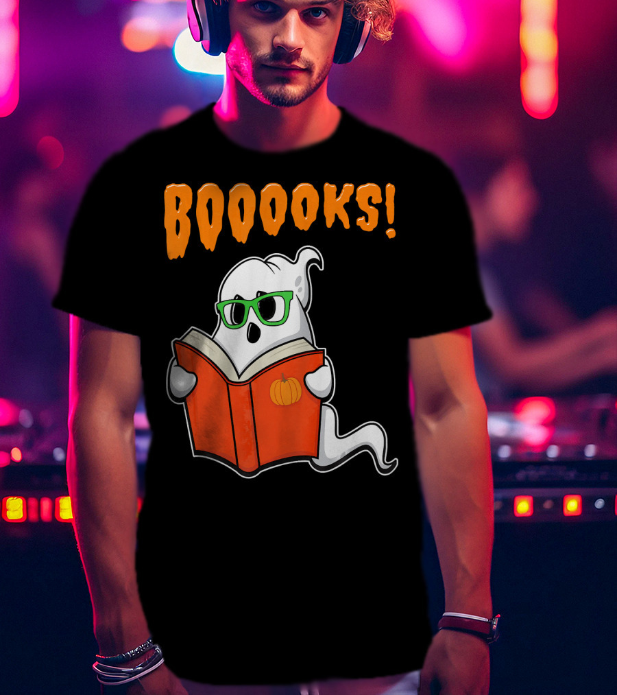 Booooks Ghost With Green Glasses And Pumpkin Book Funny Teacher Halloween T-Shirt