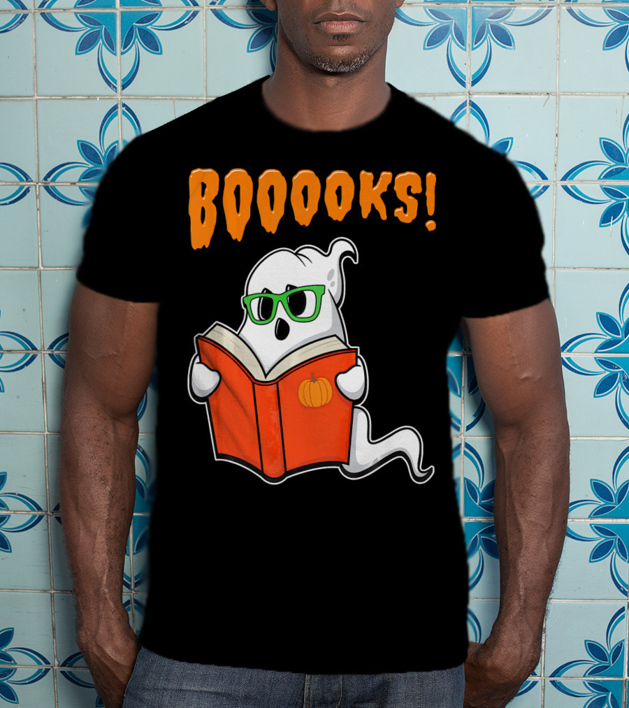 Booooks Ghost With Green Glasses And Pumpkin Book Funny Teacher Halloween T-Shirt