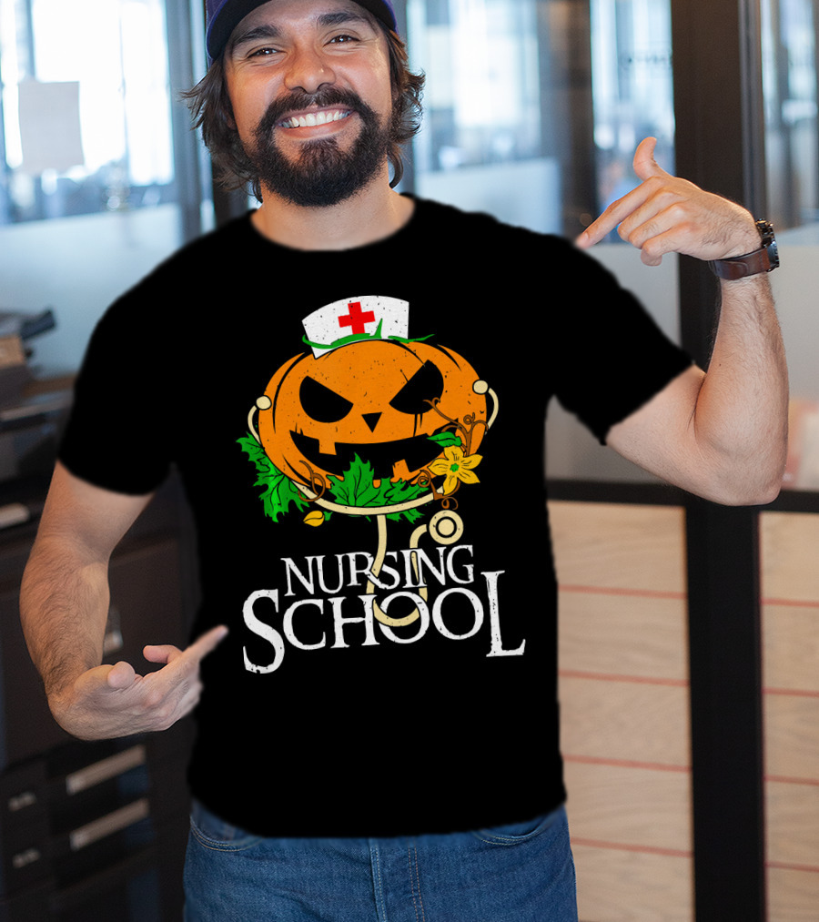 Nursing School Pumpkin With Stethoscope And Nurse Hat Jack-o'-Lantern T-Shirt