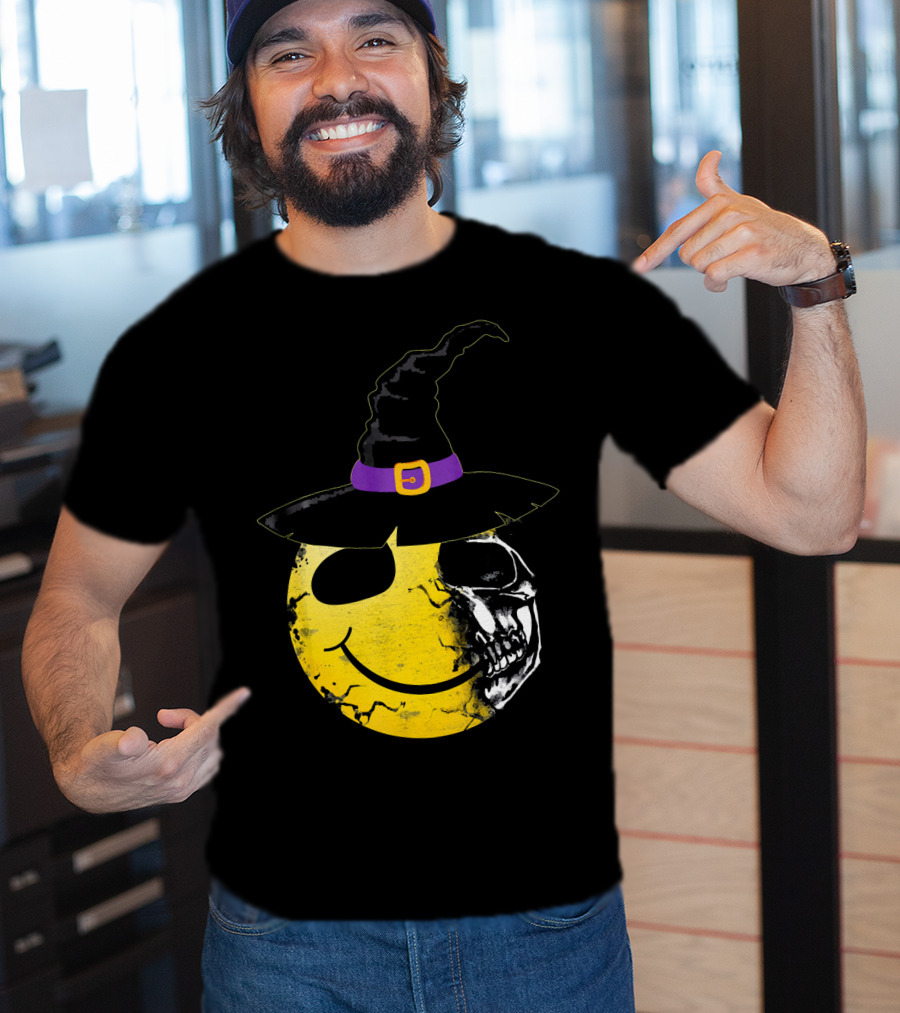 Halloween Witch Hat Smiley Half Skull Face T-Shirt