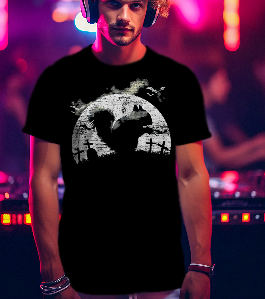 Halloween Squirrel Graveyard Silhouette With Full Moon And Bats T-Shirt