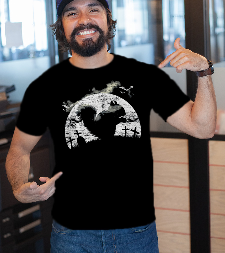 Halloween Squirrel Graveyard Silhouette With Full Moon And Bats T-Shirt