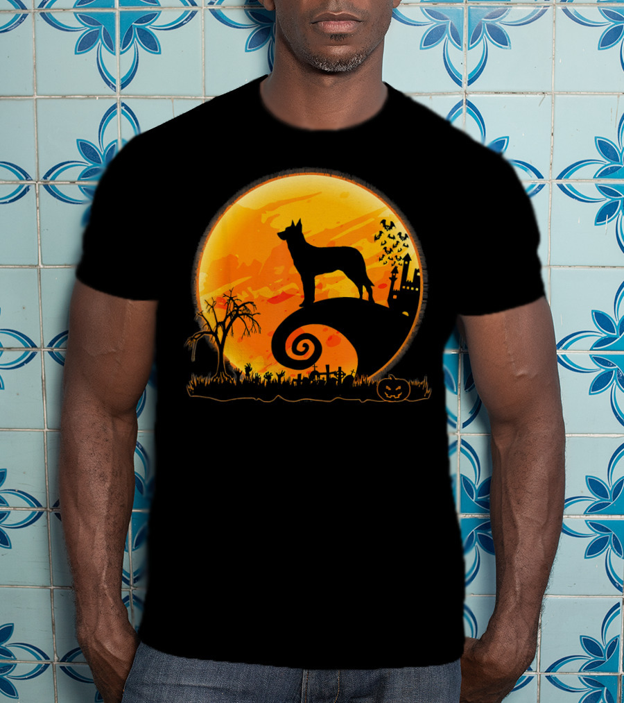 Beauceron Dog Halloween Moon Spooky Night Scene T-Shirt