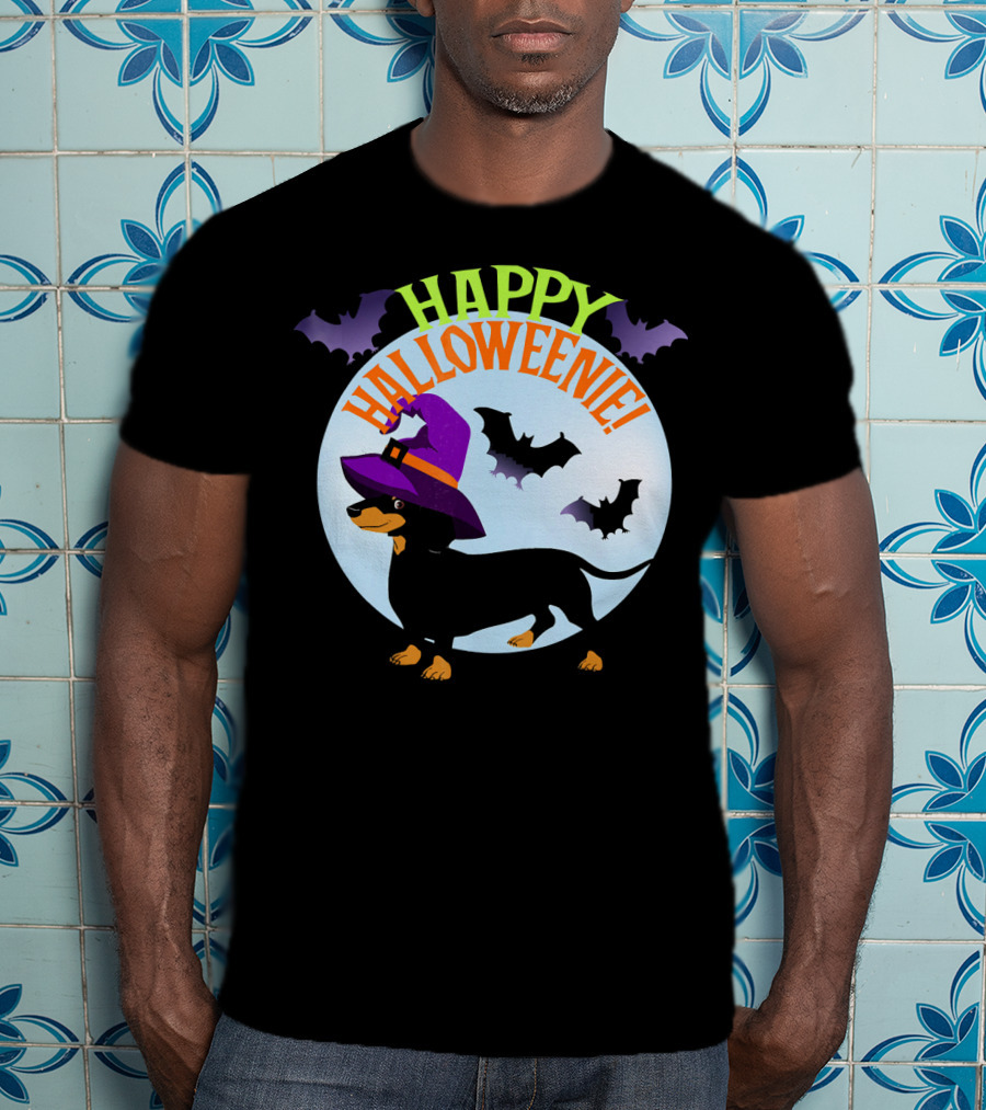 Happy Halloweenie Dachshund Wiener Dog Witch Hat Bats T-Shirt