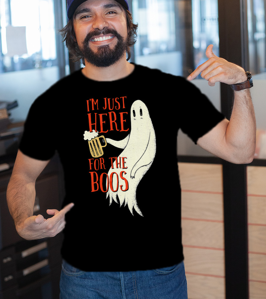 I'm Just Here For The Boos Ghost Holding Beer T-Shirt