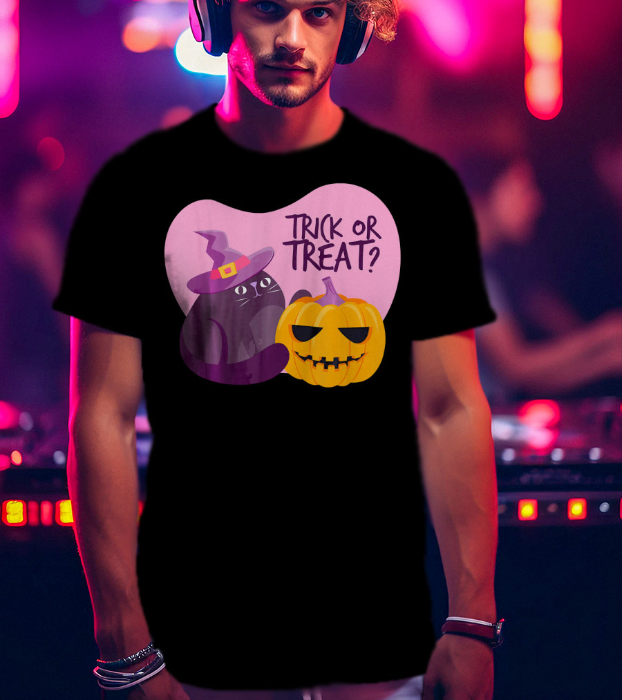 Trick Or Treat Happy Halloween Day Kids Halloween Pump T-Shirt