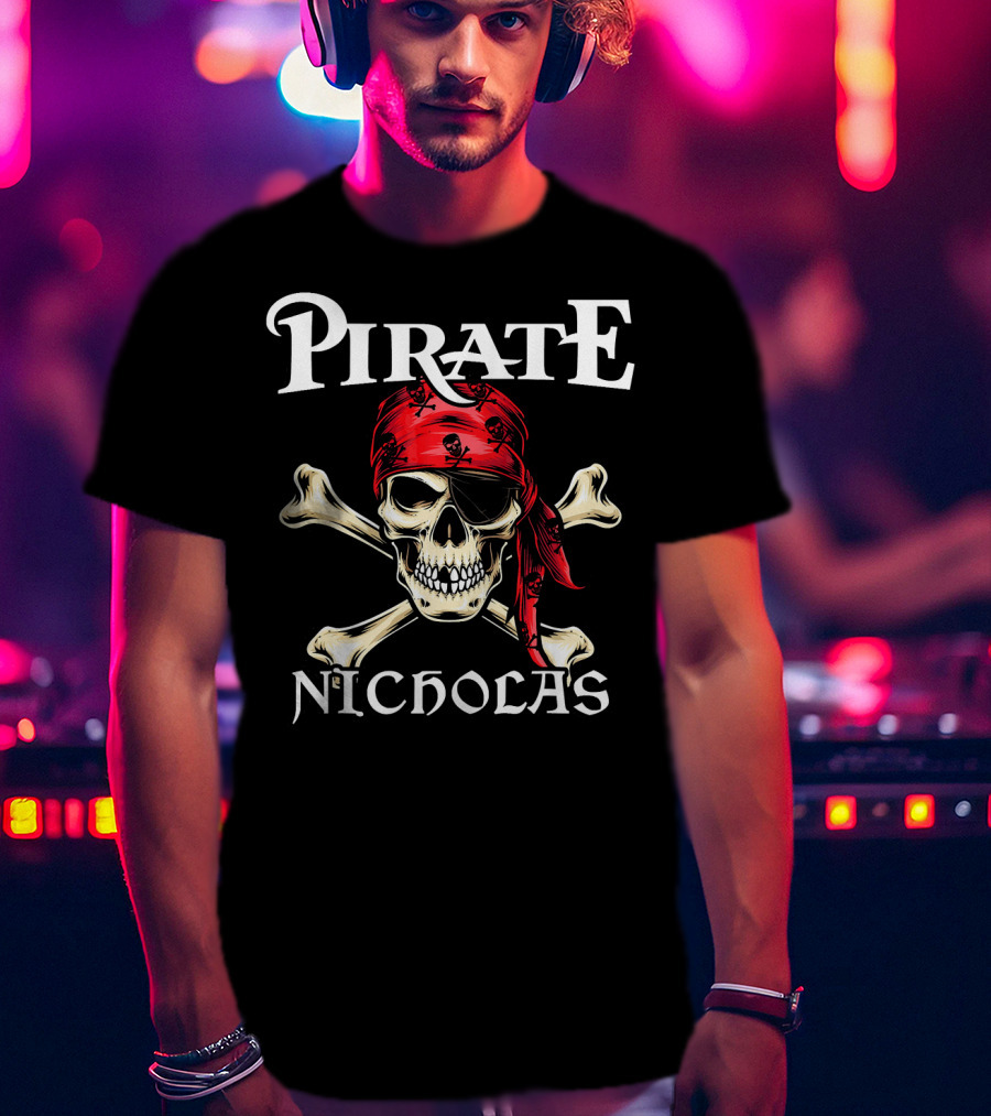 PIRATE NICHOLAS Skull And Crossbones Red Bandana T-Shirt