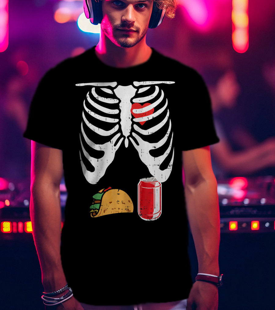 Skeleton Ribcage Heart Taco Beer Can Xray T-Shirt