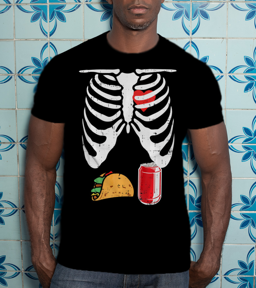 Skeleton Ribcage Heart Taco Beer Can Xray T-Shirt