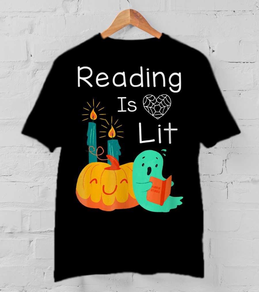 Reading Is Lit Teacher Librarian Halloween Costume Pumpkin Ghost Candles T-Shirt