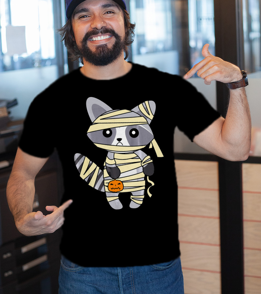 Mummy Raccoon Halloween With Jack-O'-Lantern T-Shirt
