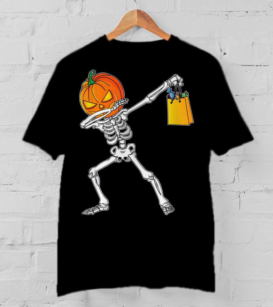 Halloween Kids Pumpkin Skeleton Dabbing With Candy Bag T-Shirt