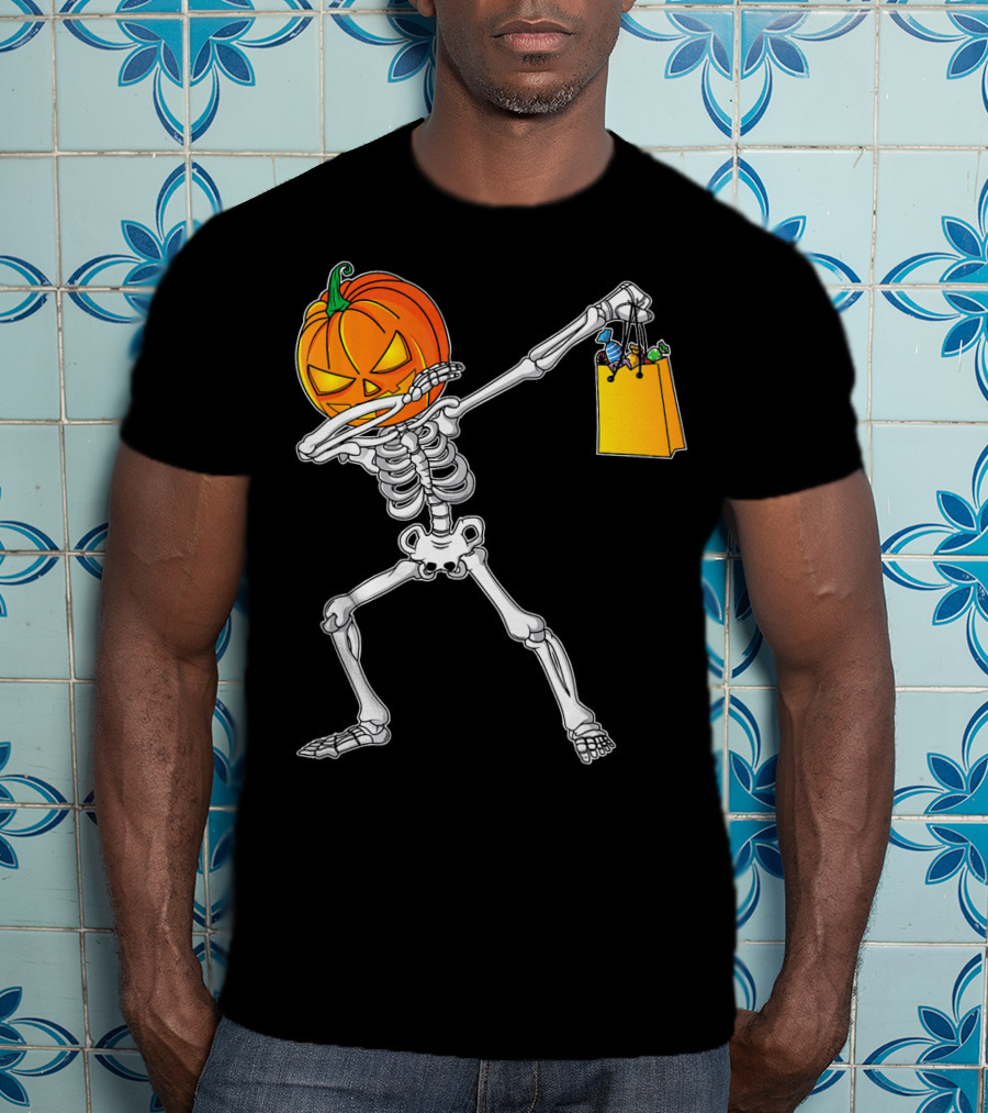 Halloween Kids Pumpkin Skeleton Dabbing With Candy Bag T-Shirt