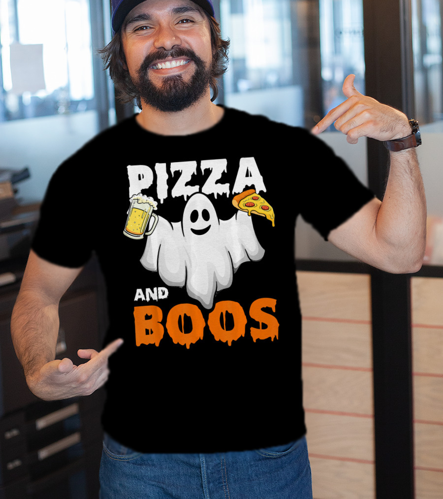 Pizza And Boos Ghost Holding Beer And Pizza Slice Halloween Funny Ghost Drinking Beer T-Shirt
