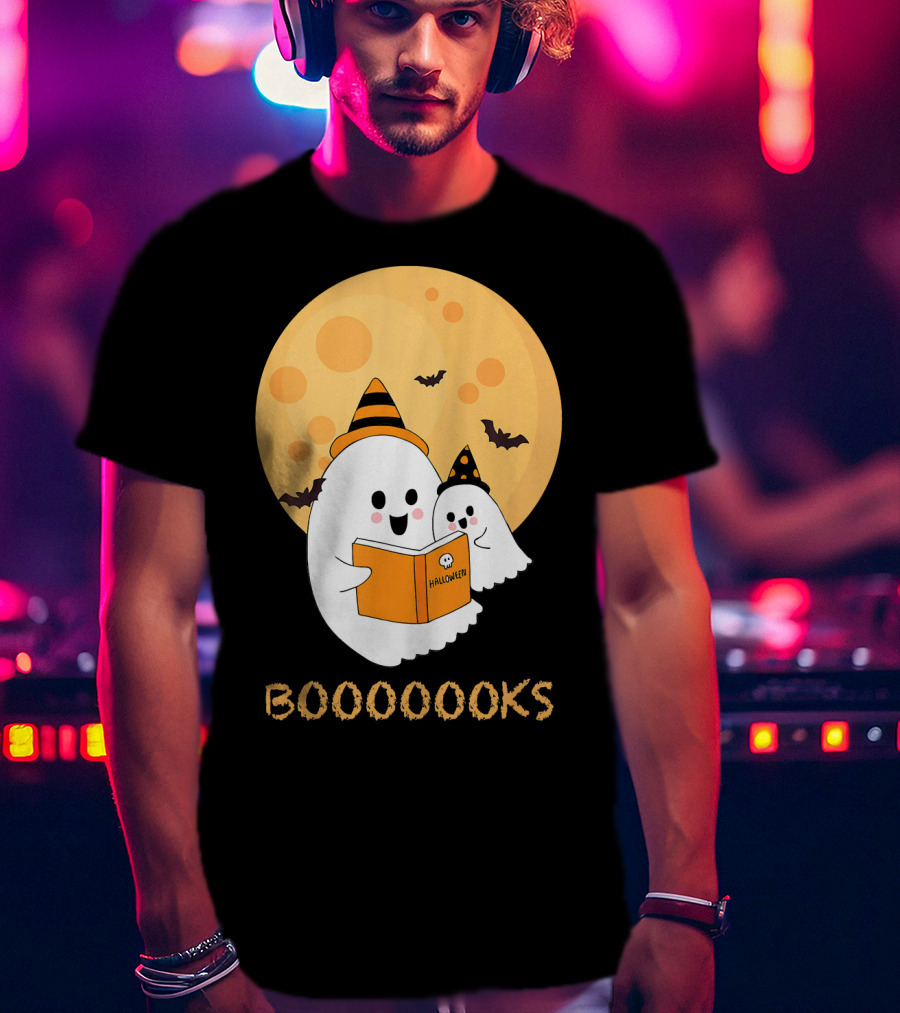 Halloween Ghosts Reading Boooooks Under Full Moon T-Shirt