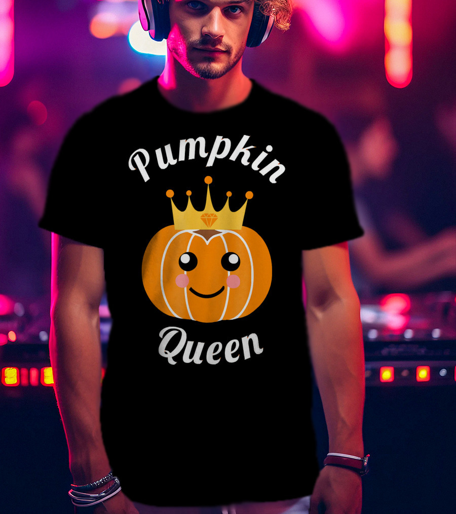 Pumpkin Queen Cute Pumpkin With Crown And Smile T-Shirt
