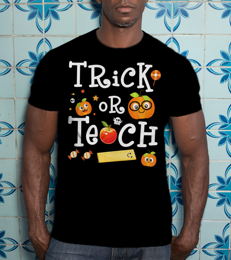 Trick Or Teach Scary Pumpkin Student Halloween T-Shirt
