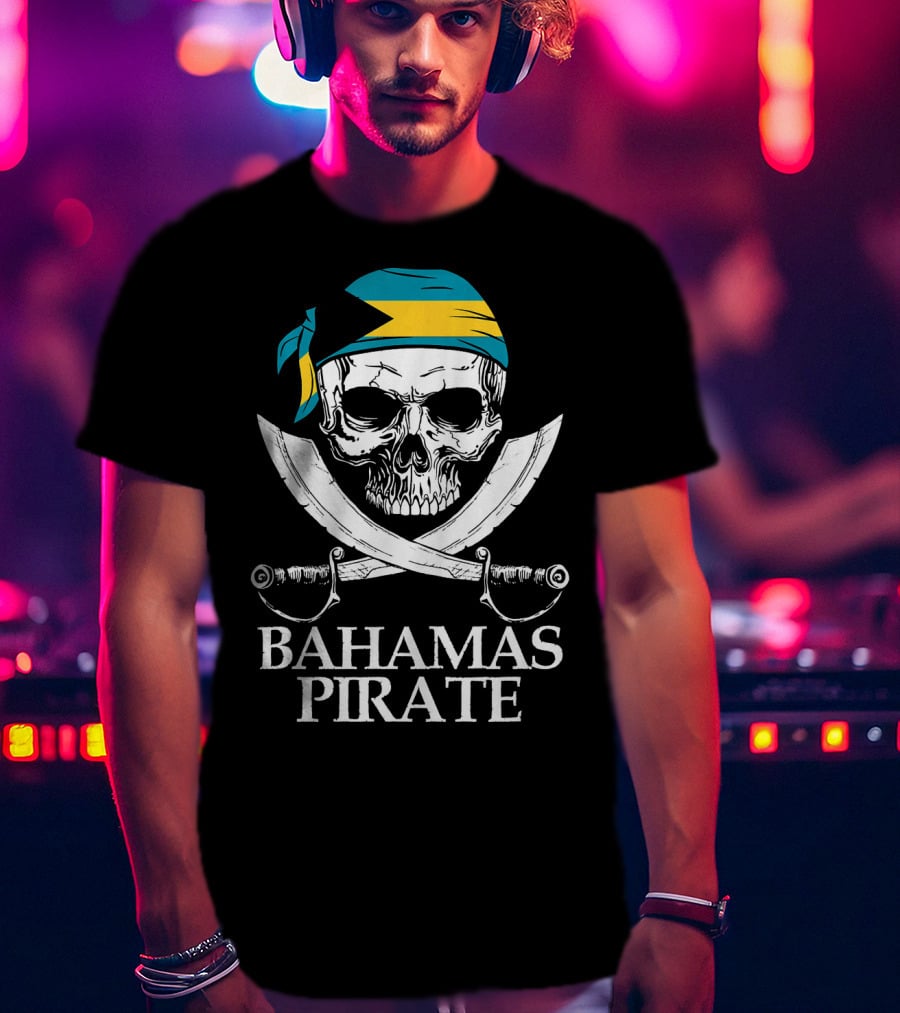 Bahamas Pirate Skull Crossed Cutlasses Jolly Roger Flag Bandana T-Shirt