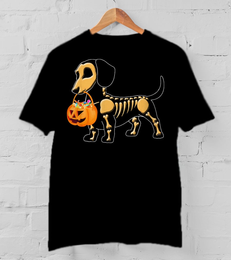 Happy Halloween Funny Dachshund Pumpkin Dog Skeleton Candy T-Shirt