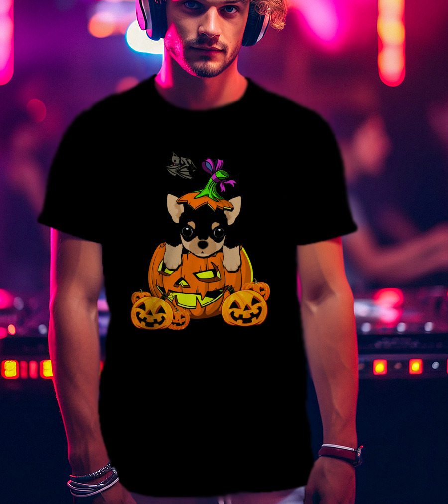 Happy Halloween Funny Chihuahua Jack-O'-Lantern Pumpkin With Bats T-Shirt