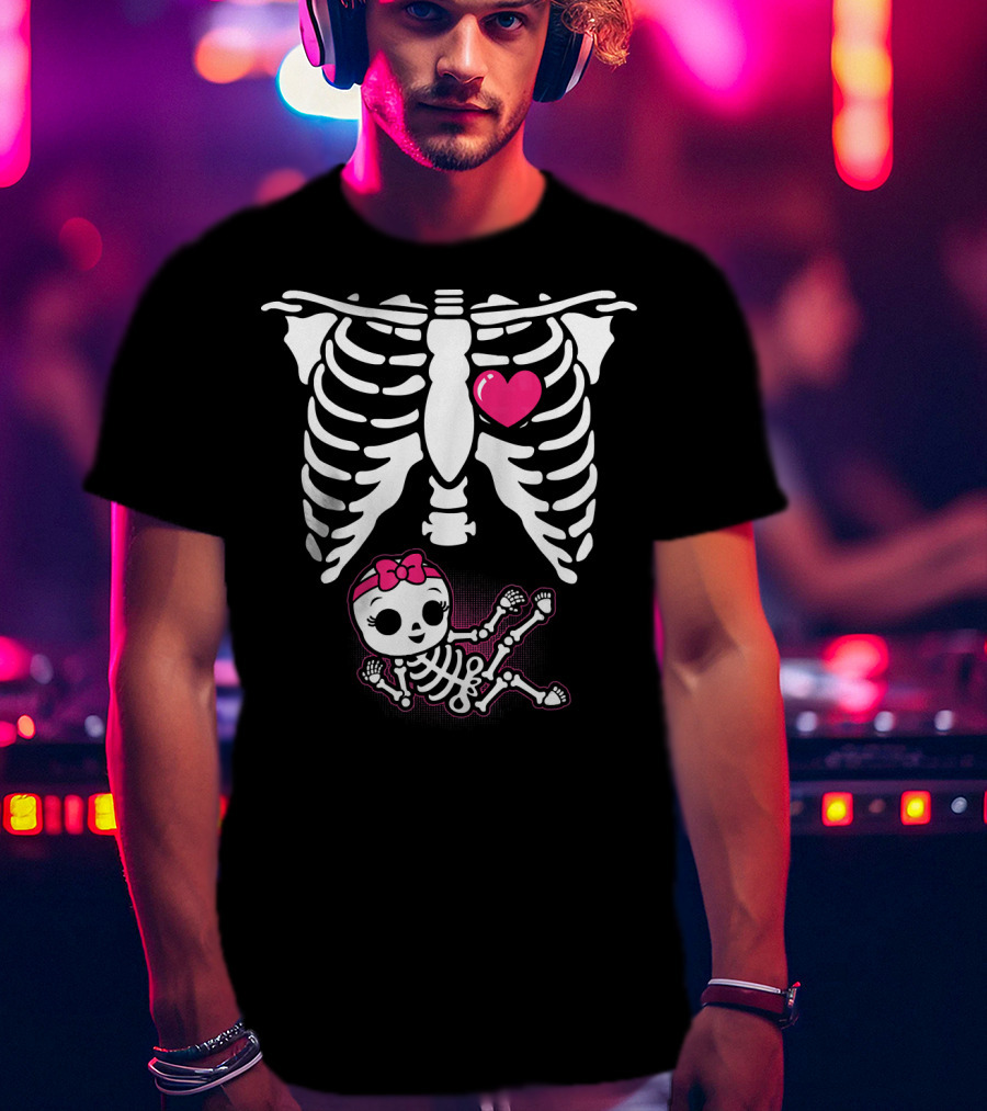 Halloween Skeleton Pregnancy Ribcage With Baby Girl And Heart T-Shirt