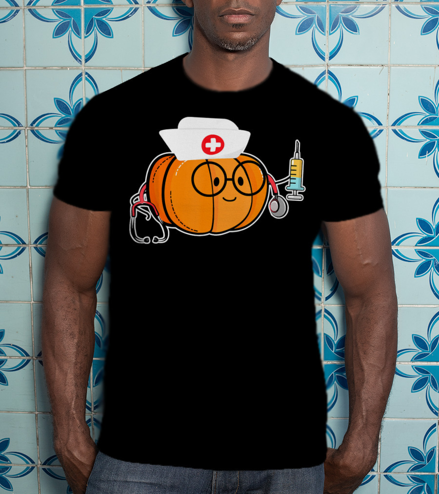 Nurse Halloween Pumpkin With Stethoscope And Syringe Smiling Face T-Shirt