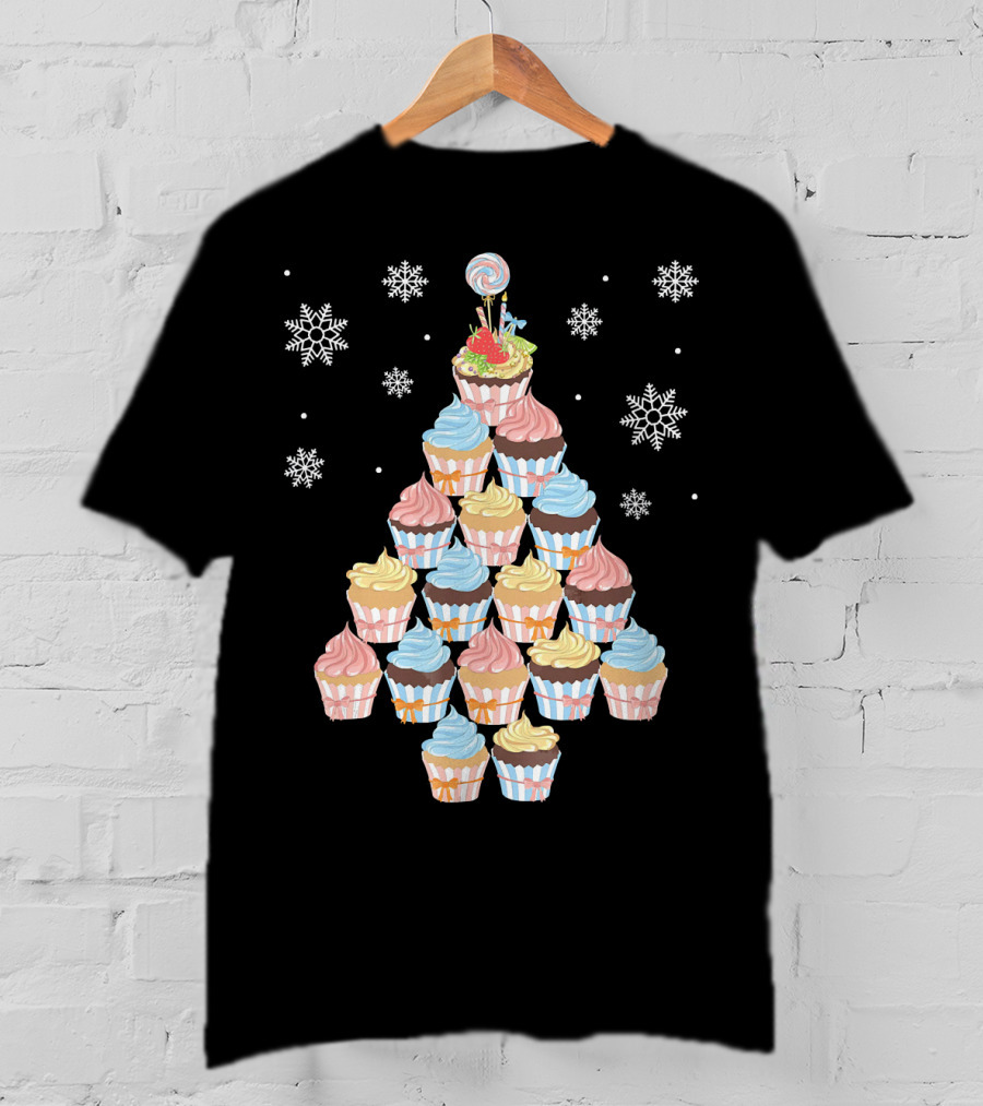Cupcake Christmas Tree Baker Bak Festive Snowflake Topping T-Shirt