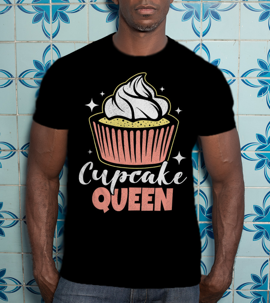 Cupcake Queen Vintage Fun Baking Food T-Shirt