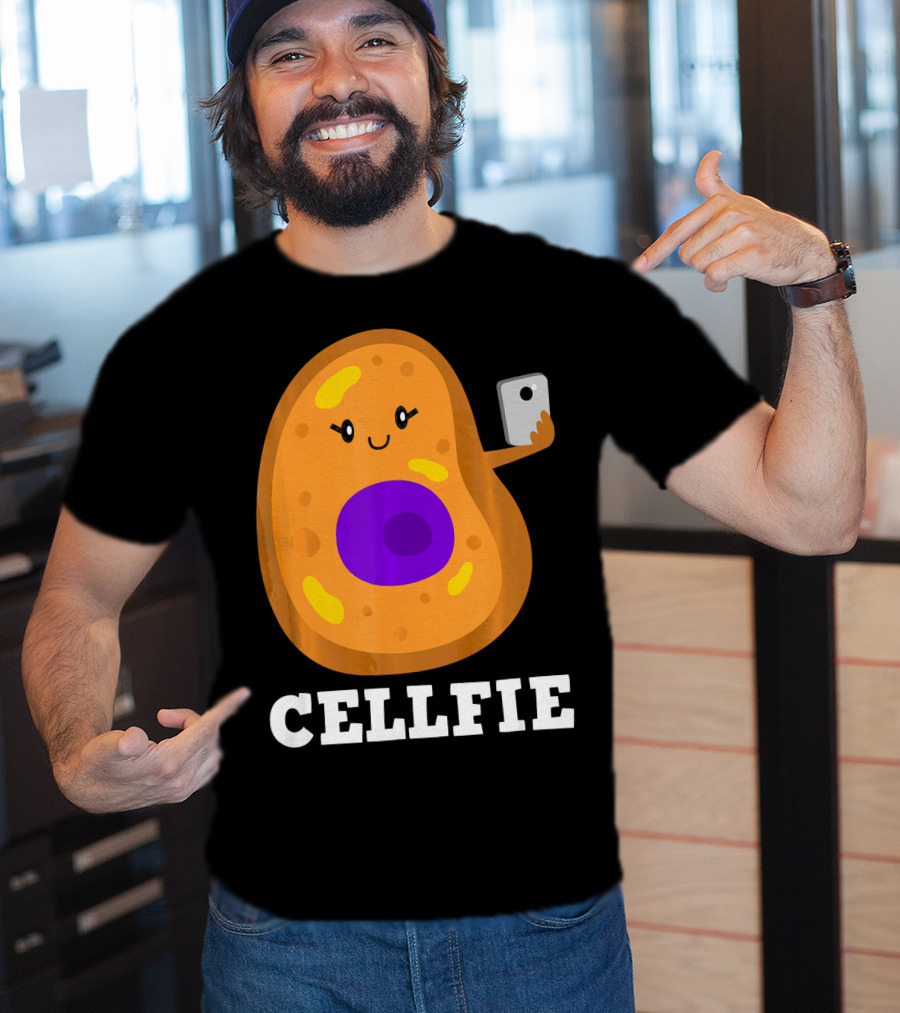 Cute Cell Character Taking Selfie For Science Teacher Enthusiasts T-Shirt