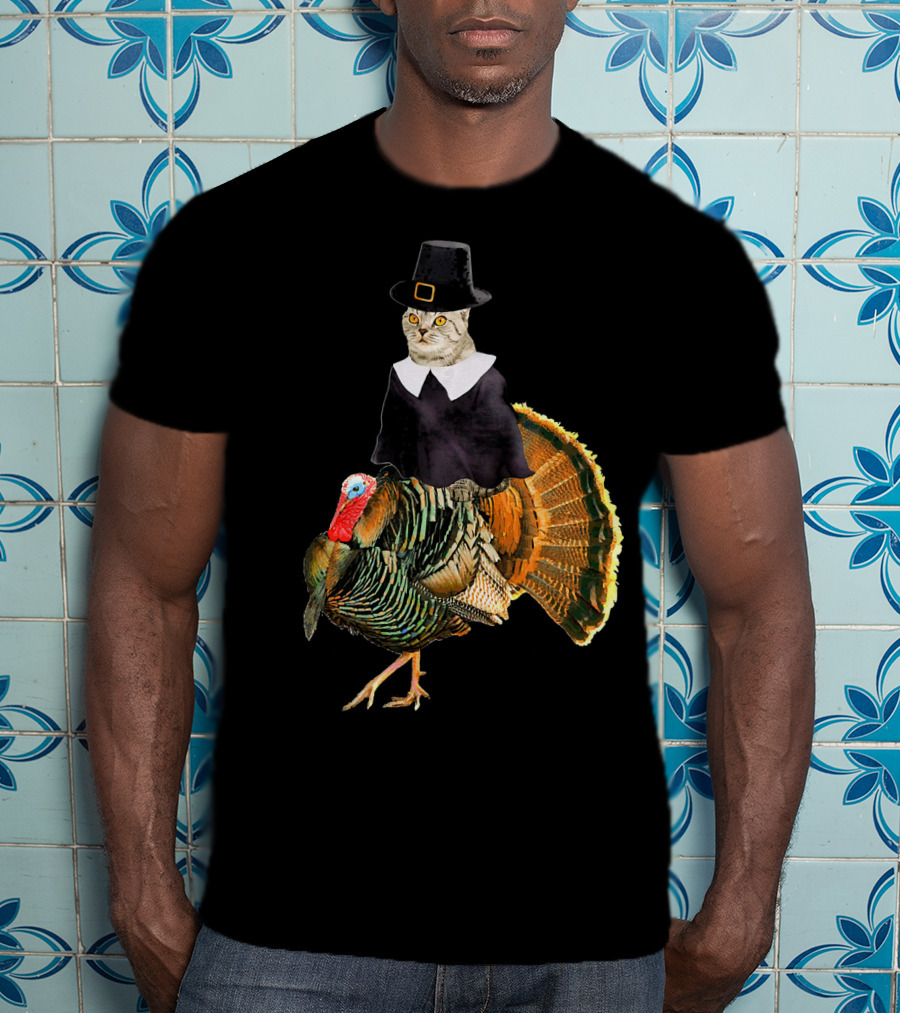 Cat In Pilgrim Outfit On Thanksgiving Turkey T-Shirt