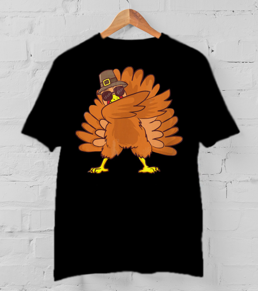 Thanksgiving Turkey Dab Dance With Sunglasses And Pilgrim Hat T-Shirt
