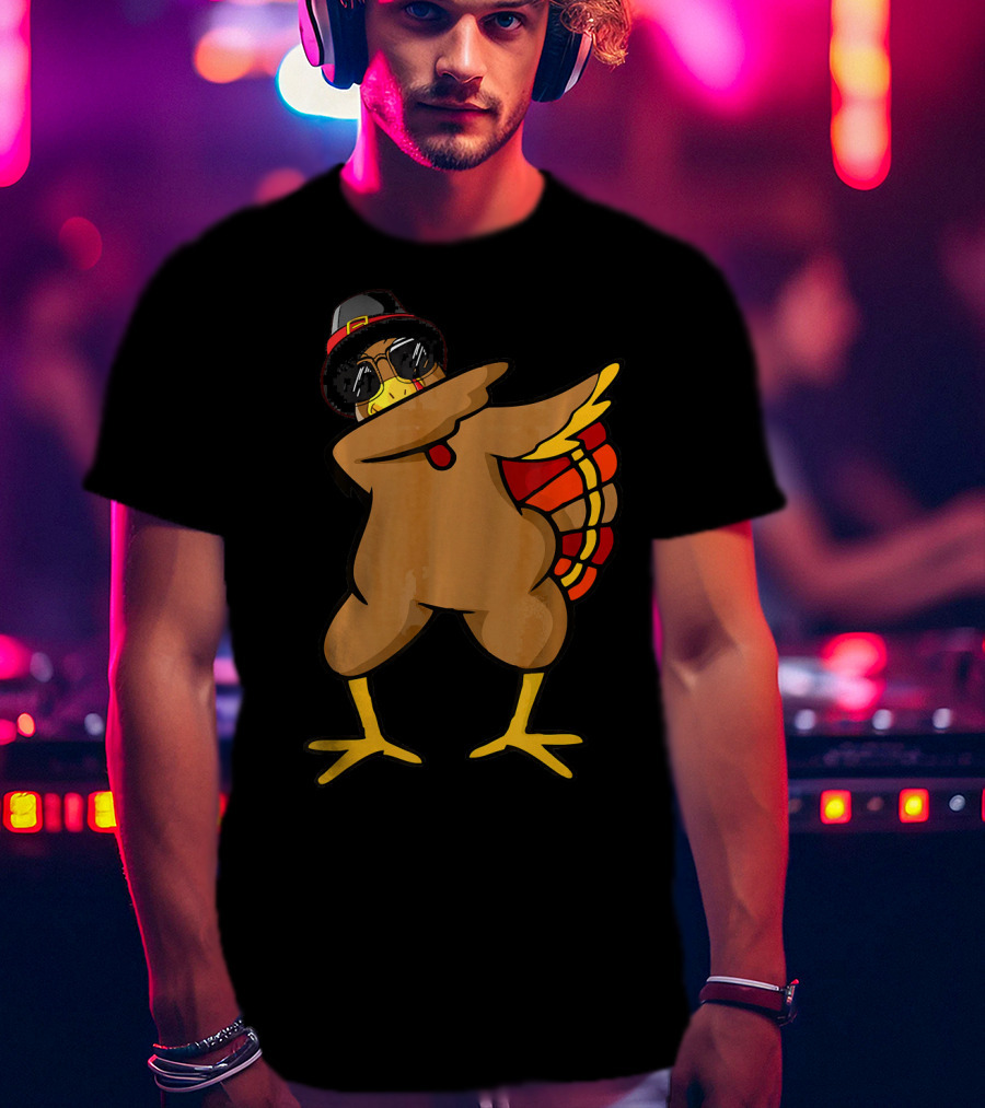 Funny Dabbing Turkey With Sunglasses And Hat T-Shirt