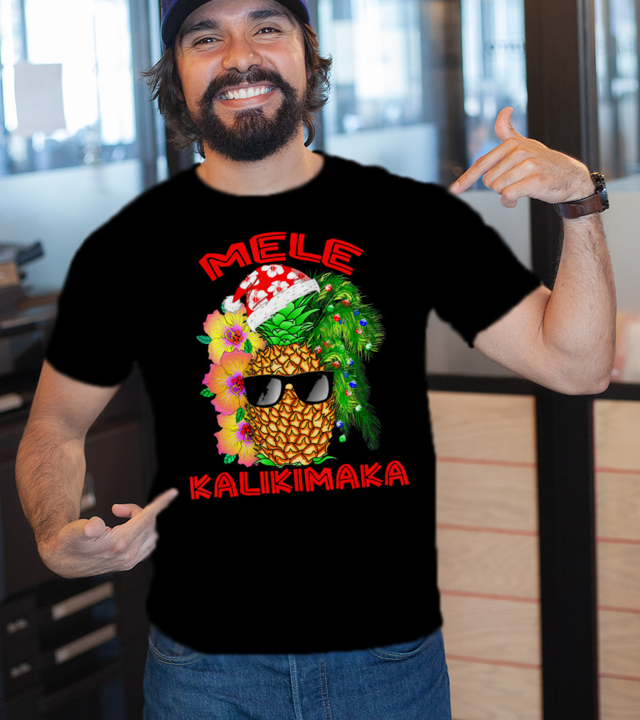 Mele Kalikimaka Hawaiian Christmas Pineapple Santa Hat Sunglasses Flowers T-Shirt