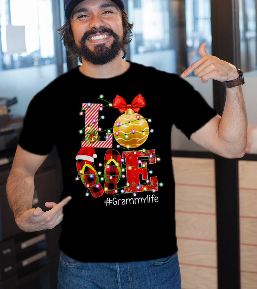 LOVE Christmas Ornaments Lights #Grammylife T-Shirt