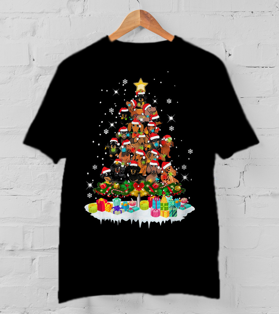 Funny Dachshund Christmas Tree With Santa Hats And Presents T-Shirt