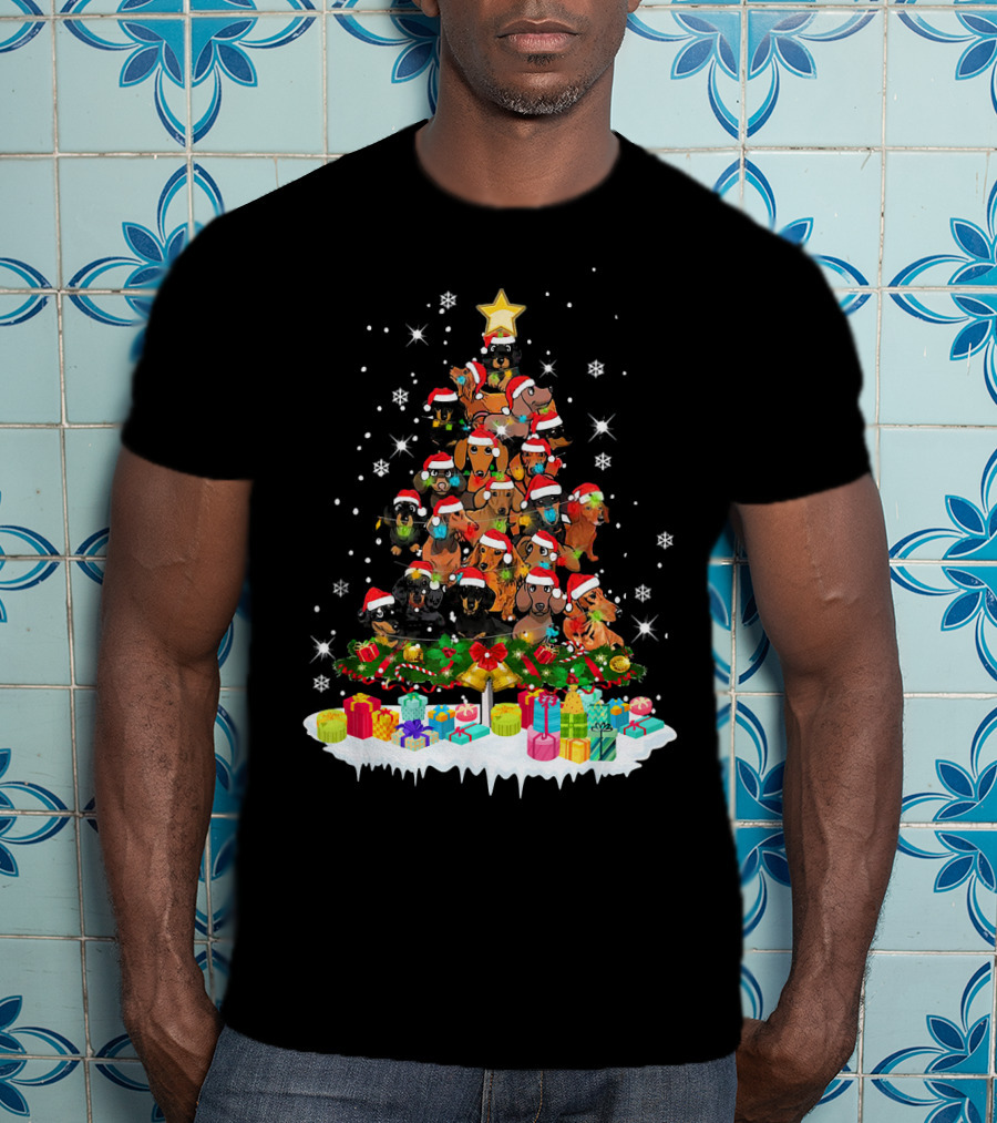 Funny Dachshund Christmas Tree With Santa Hats And Presents T-Shirt