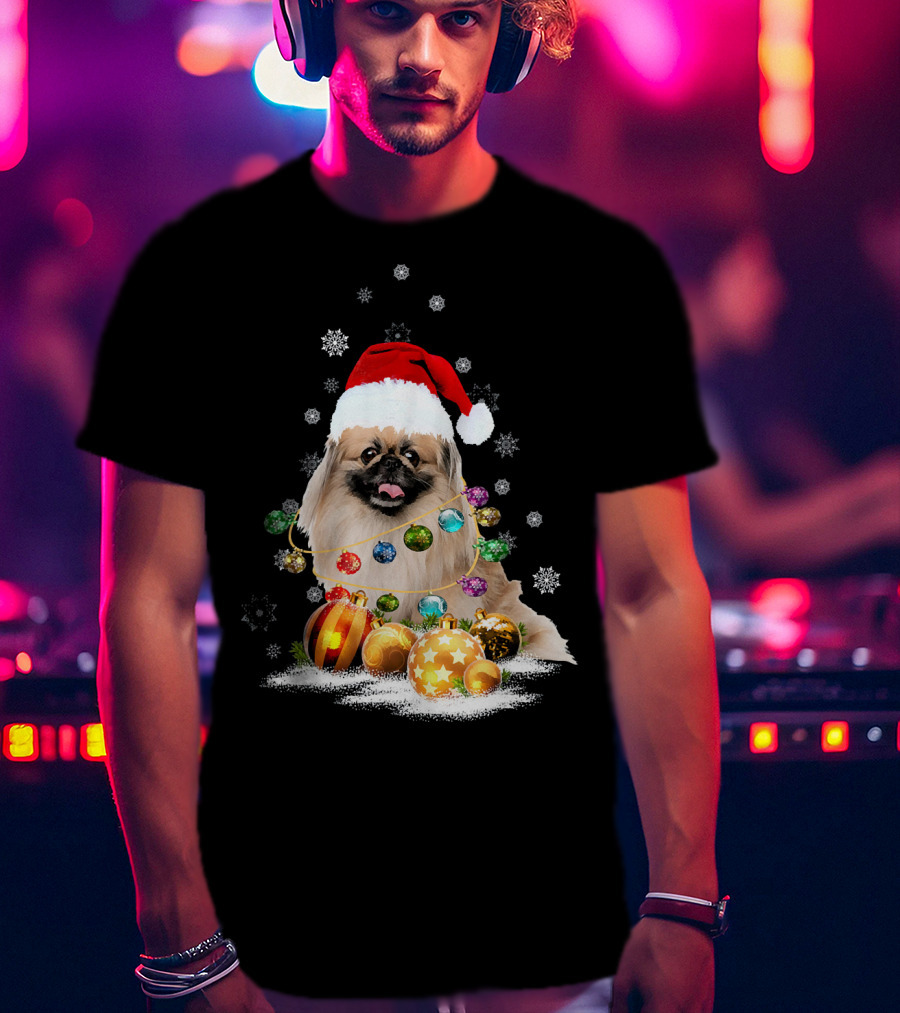 Pekingese Christmas Dog Lights With Santa Hat And Snowflakes T-Shirt