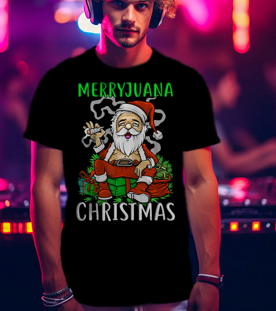 Merryjuana Christmas Santa Claus Smoking Weed T-Shirt