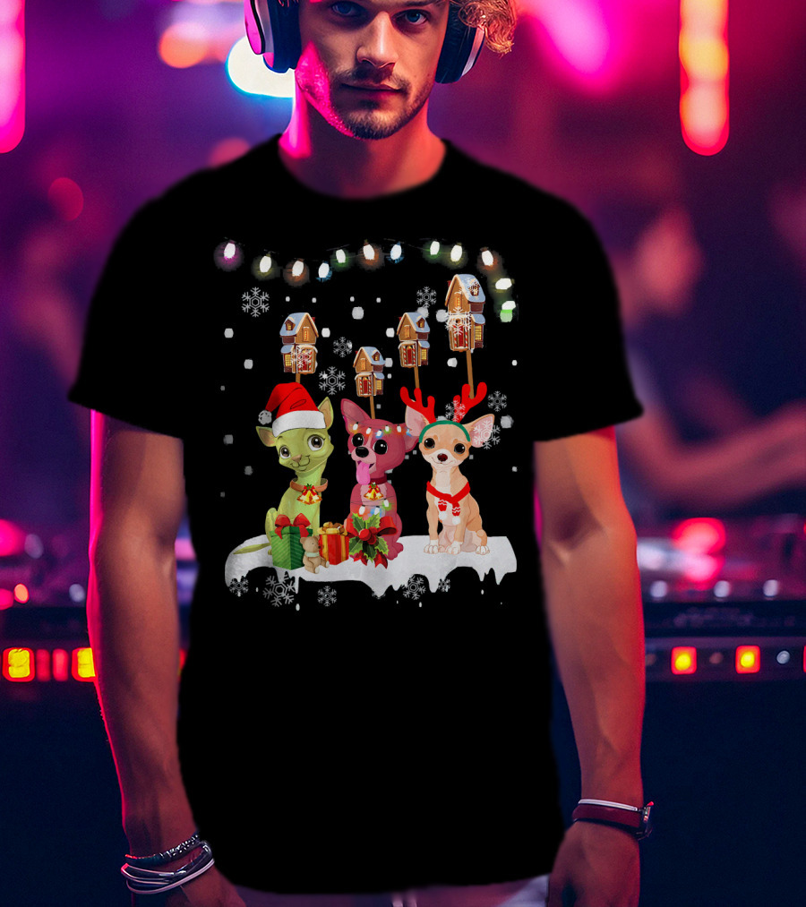 Chihuahua Christmas Light With Santa Hat And Reindeer Antlers T-Shirt