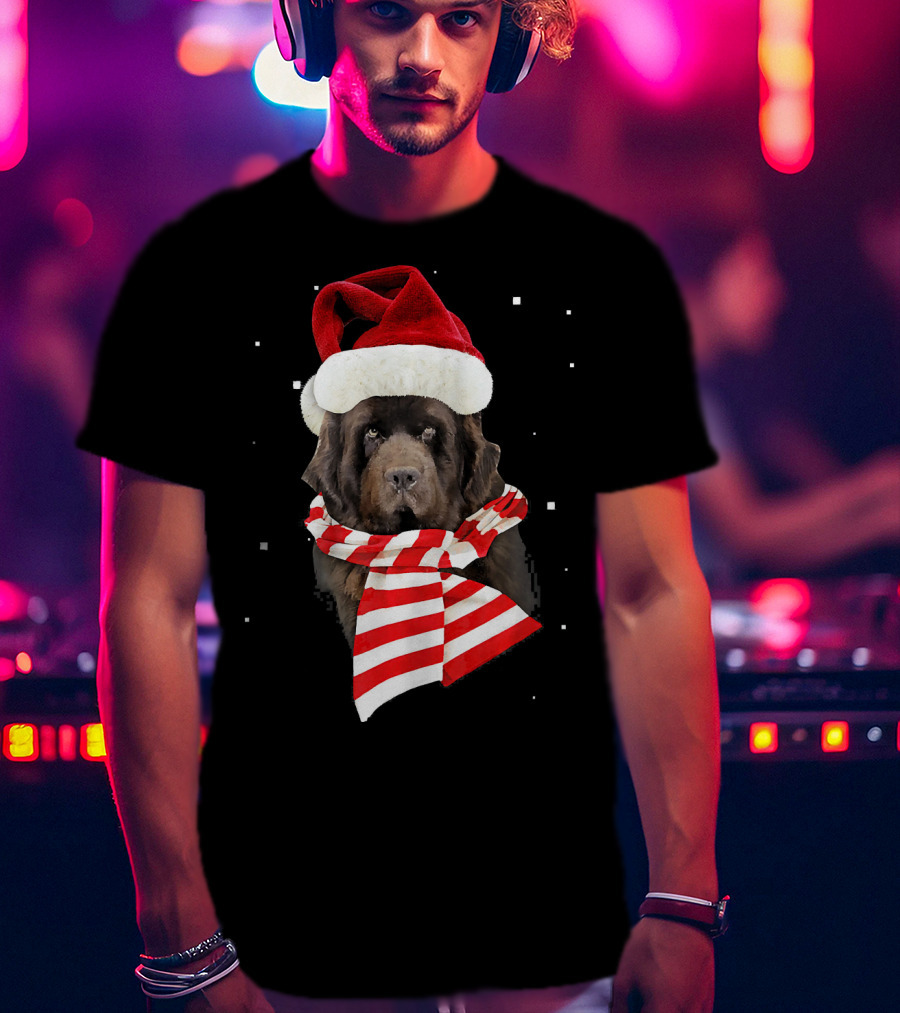 Newfoundland Santa Merry Christmas Dog With Red Hat And Scarf T-Shirt
