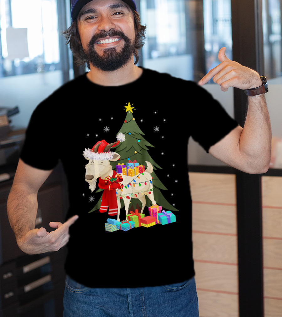 Goat Christmas Lights Funny Goat Santa Hat Presents Tree Snowflakes T-Shirt